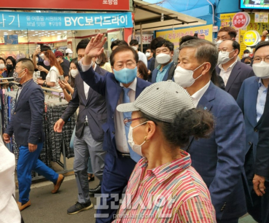 이미지