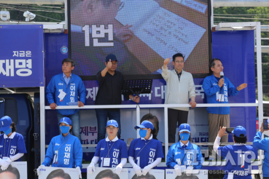 이미지